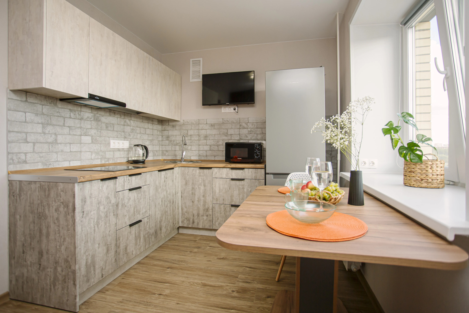 Апартаменты УК Атмоcфеpа с шикарным видом на город