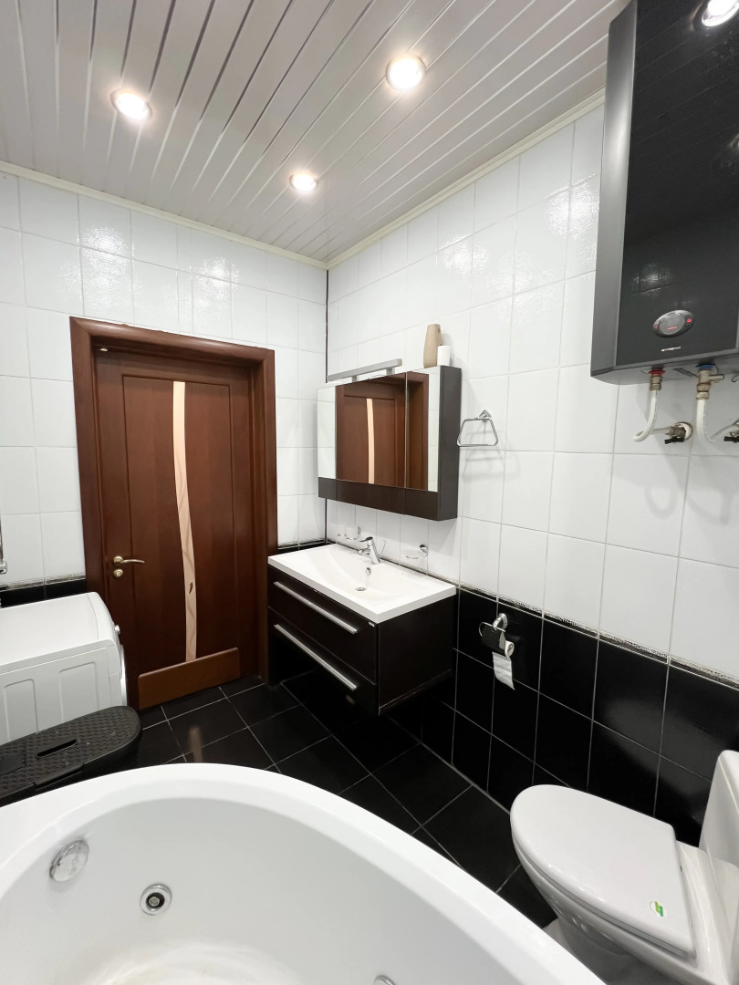 Квартира 1-комнатная  на Карла Маркса 6/1