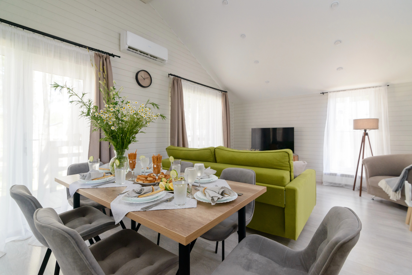 Частный дом Simple Life Home 232