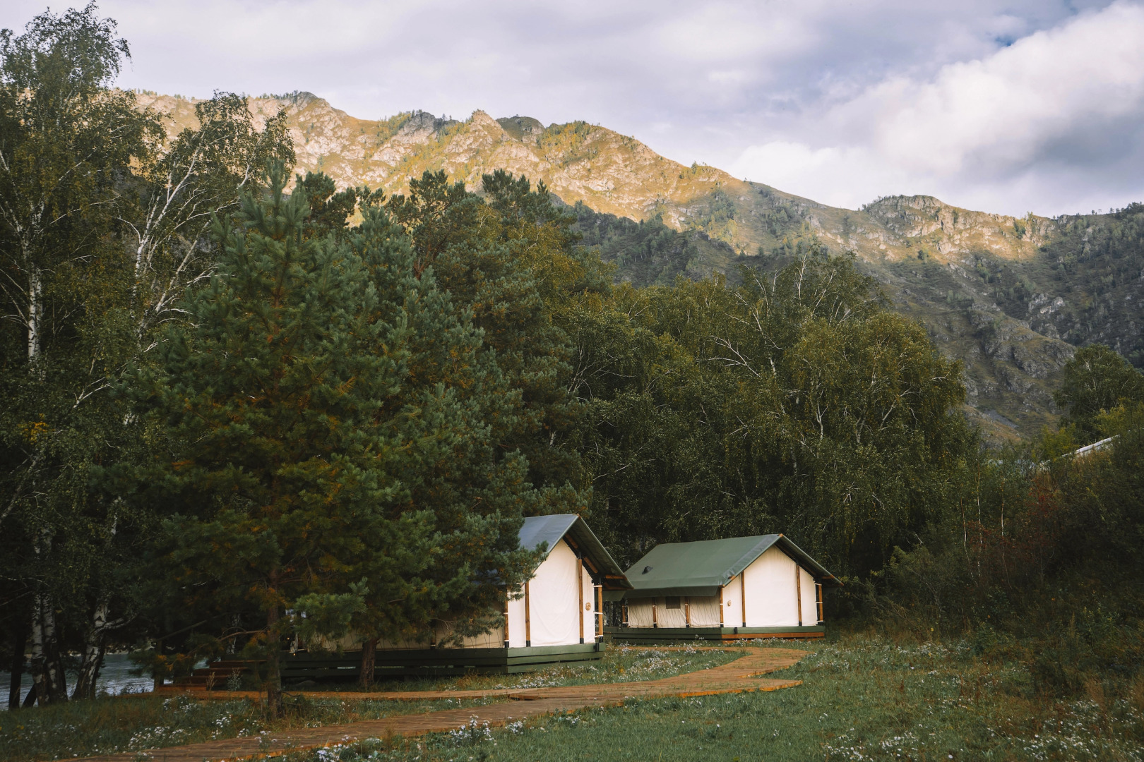 Глэмпинг Ороктой Парк Алтай