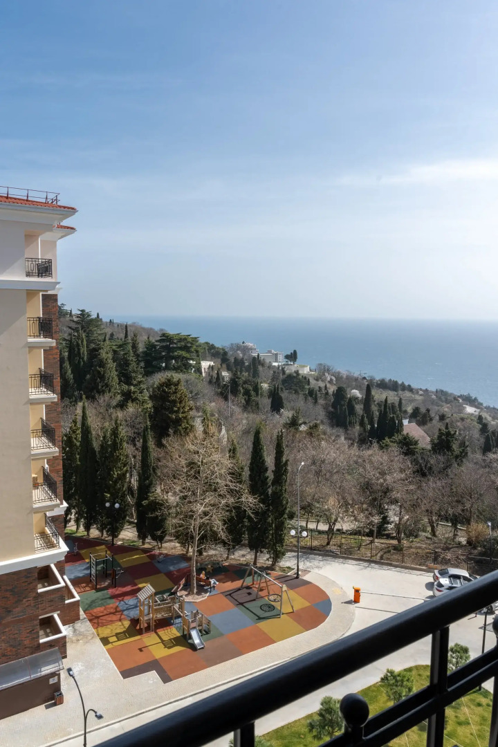 Апартаменты Элегантность и Комфорт с видом на море и горы