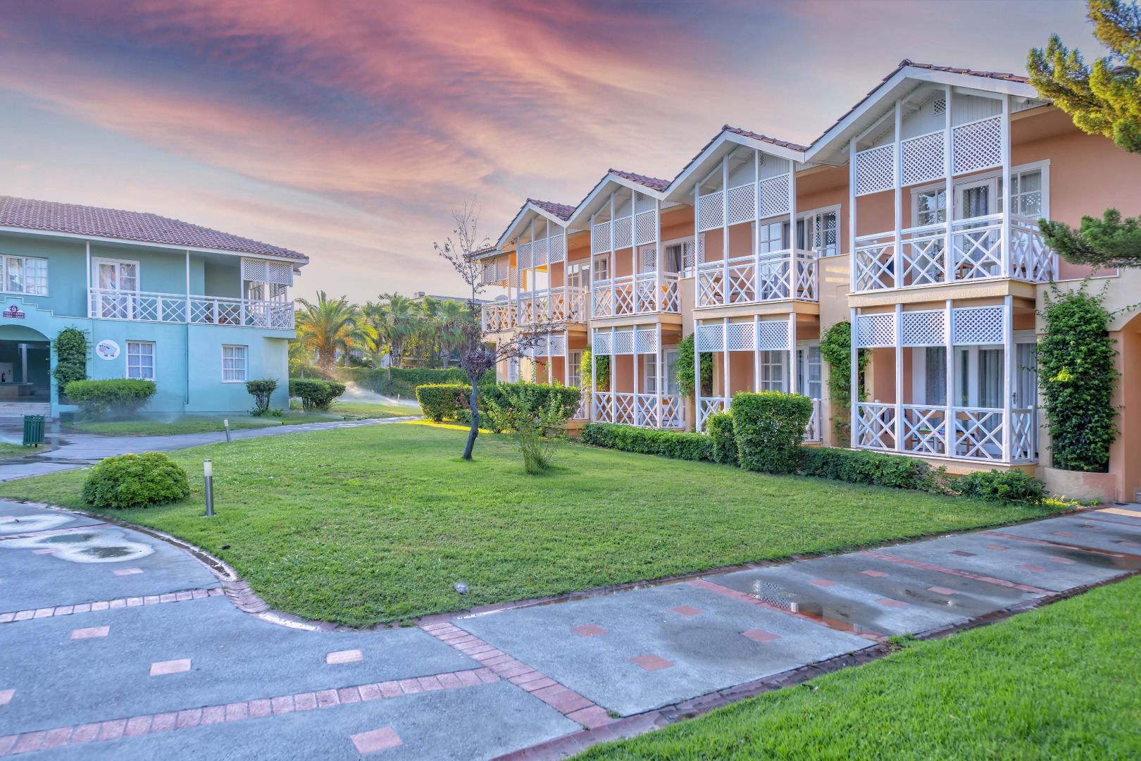 Отель Asteria Family Resort Side