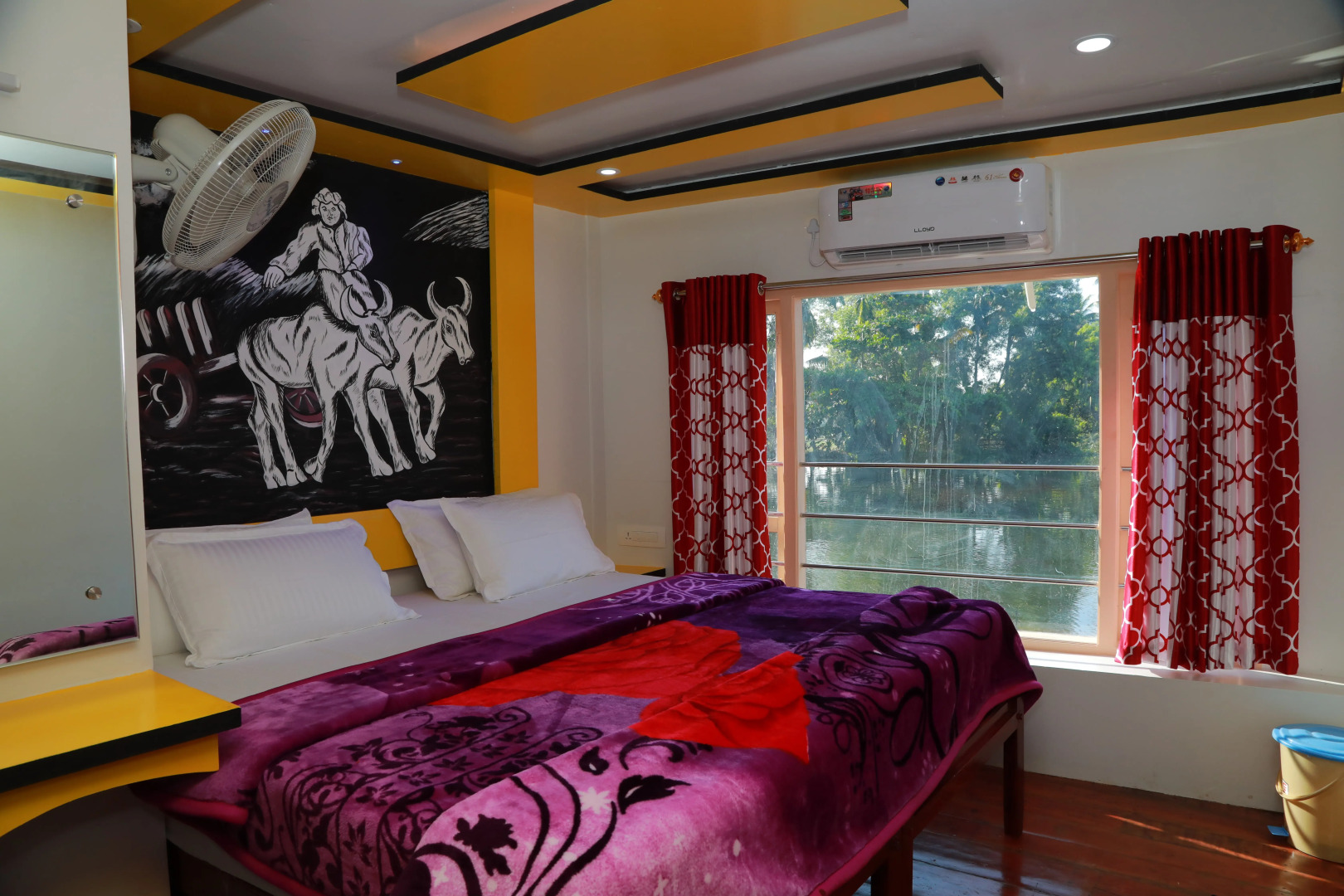 Отель Sreekrishna 3 Bedroom Private Houseboat
