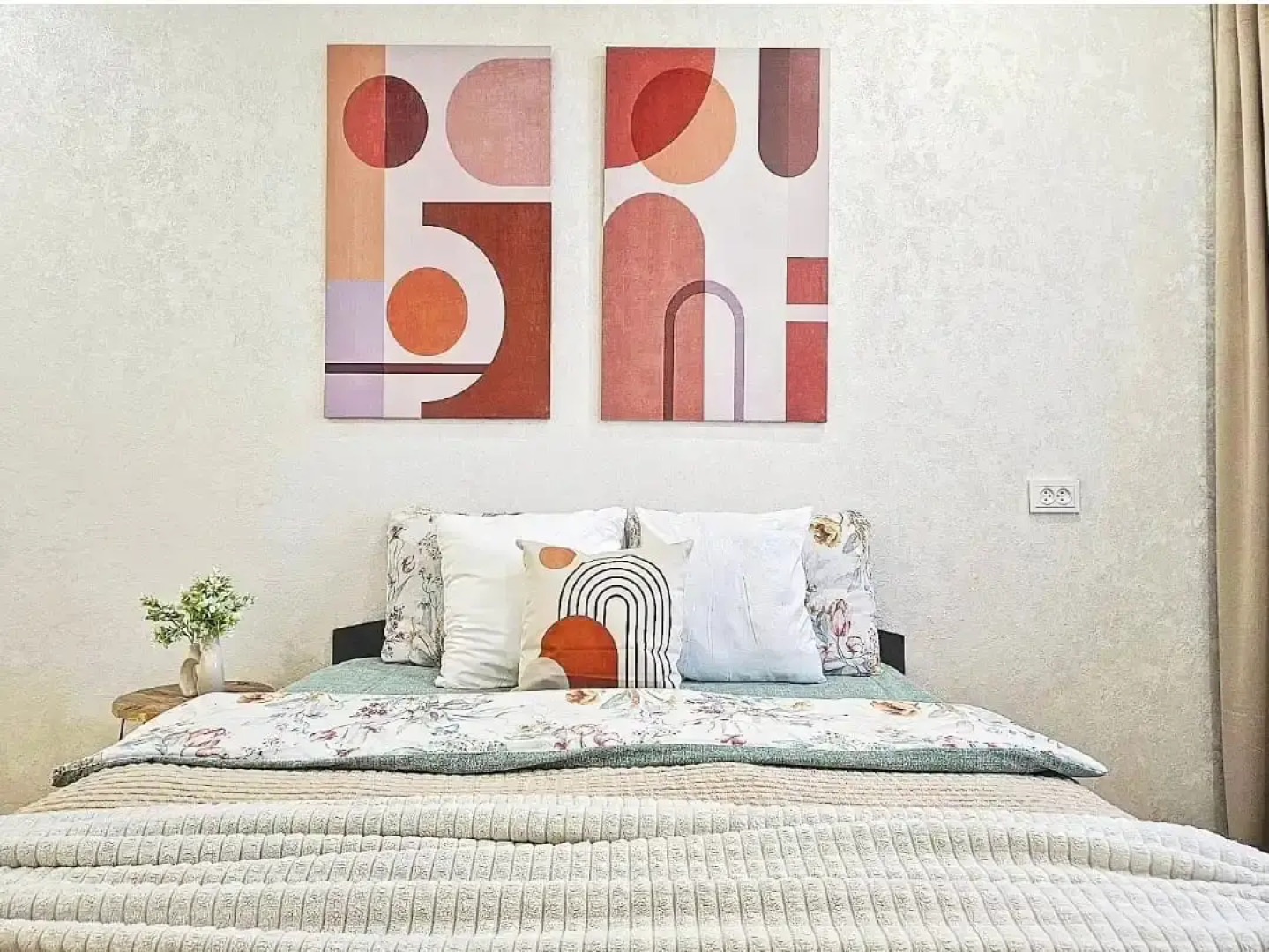 Квартира Двухкомнатная квартира с дизайнерским ремонтом на Гудованцева 51