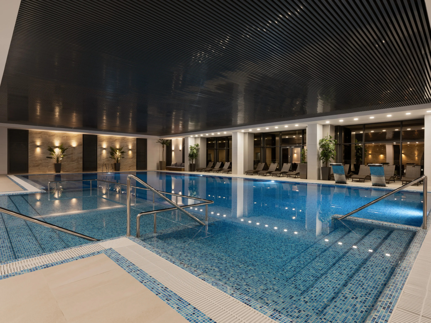 Отель HIDENS APART HOTEL
