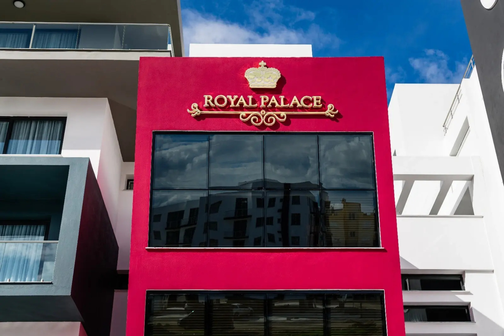 Royal Palace Hotel