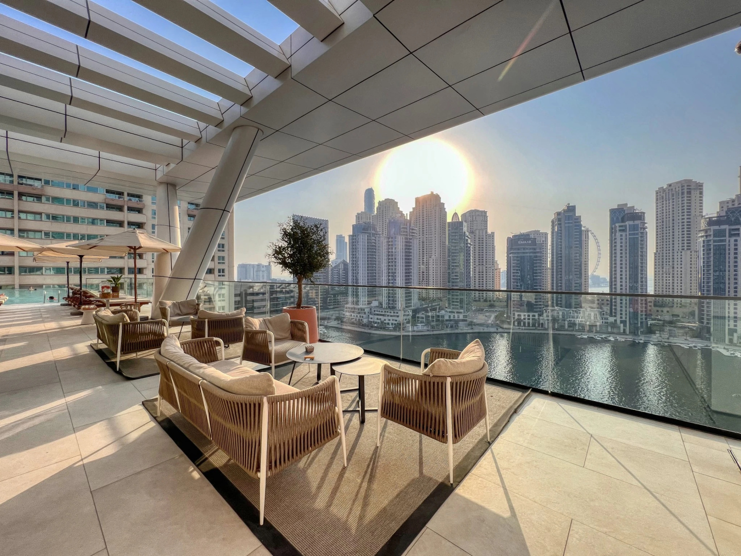 Апартаменты Welcome Home in Vida Residences