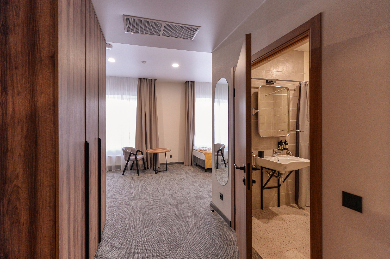 Отель Бизнес Отель ЯР