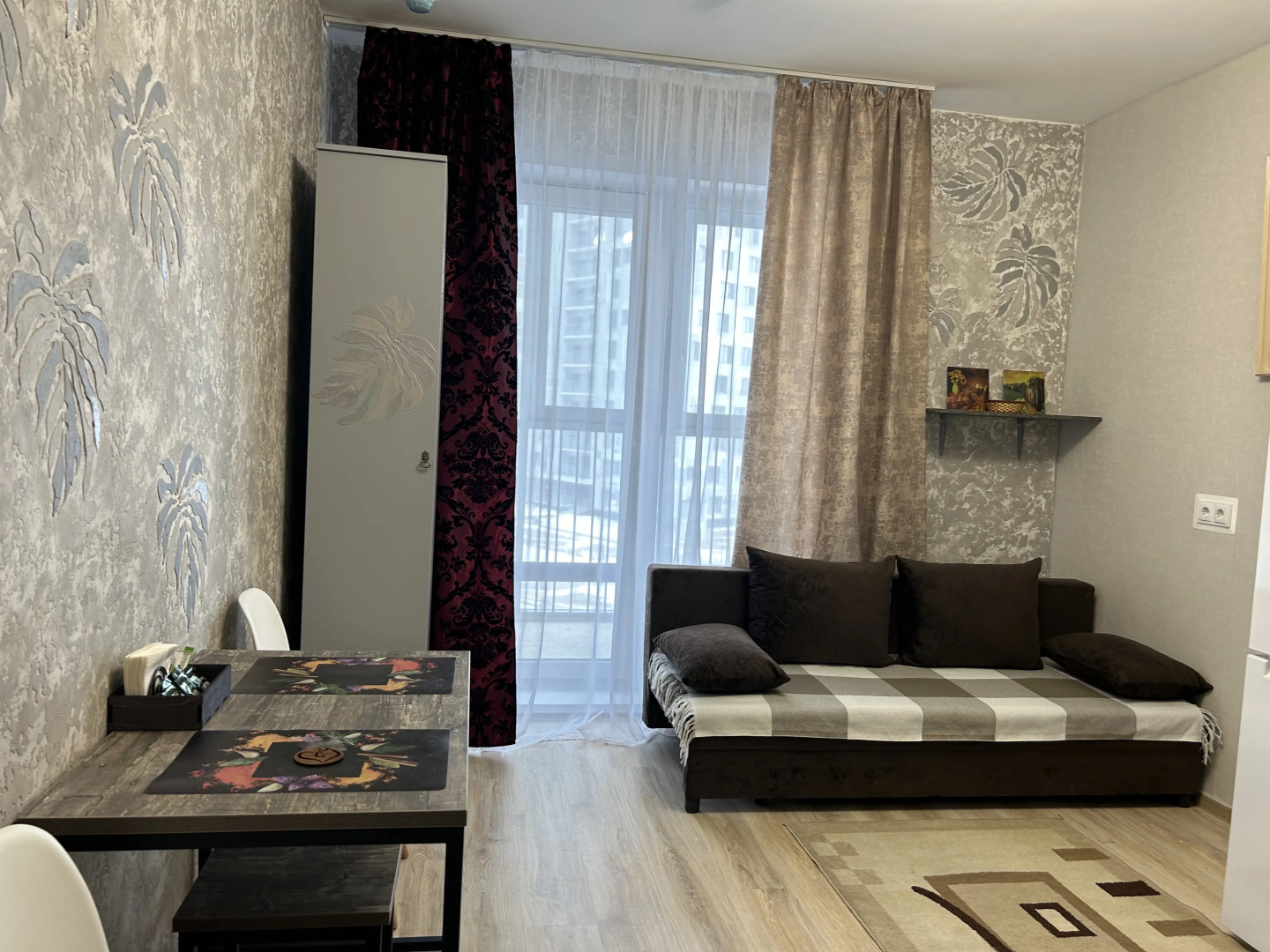 Апартаменты Привилегия на Революции