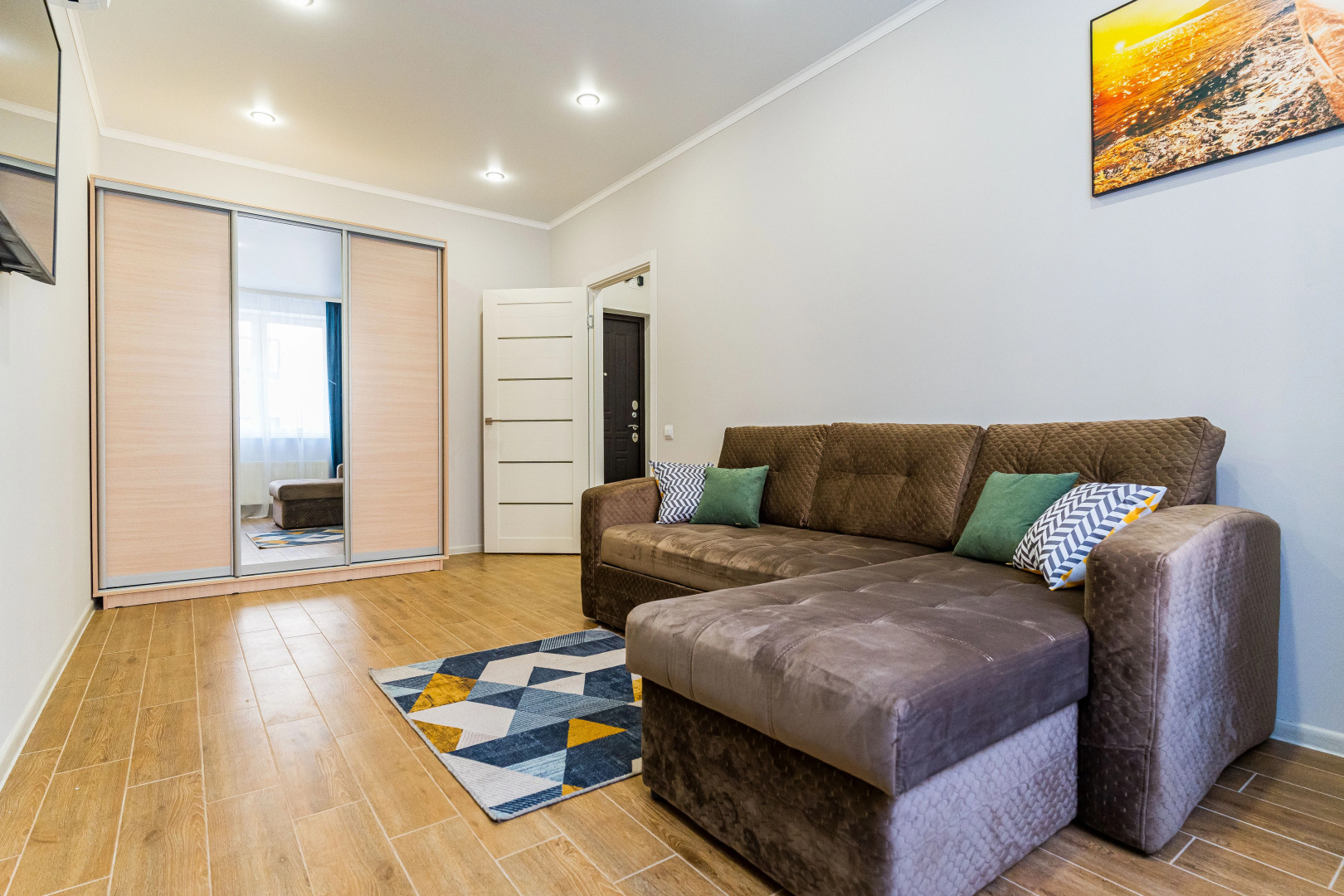 Апартаменты в Современном Жк Бельведер в Пяти Минутах Ходьбы от Моря от LetoApart