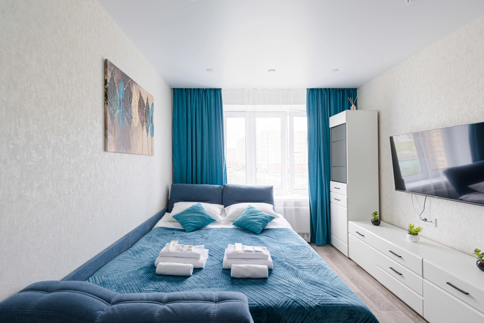 Квартира 1-к в новом мкр. на Новогородской 15 от RentAp, 4 сп.места