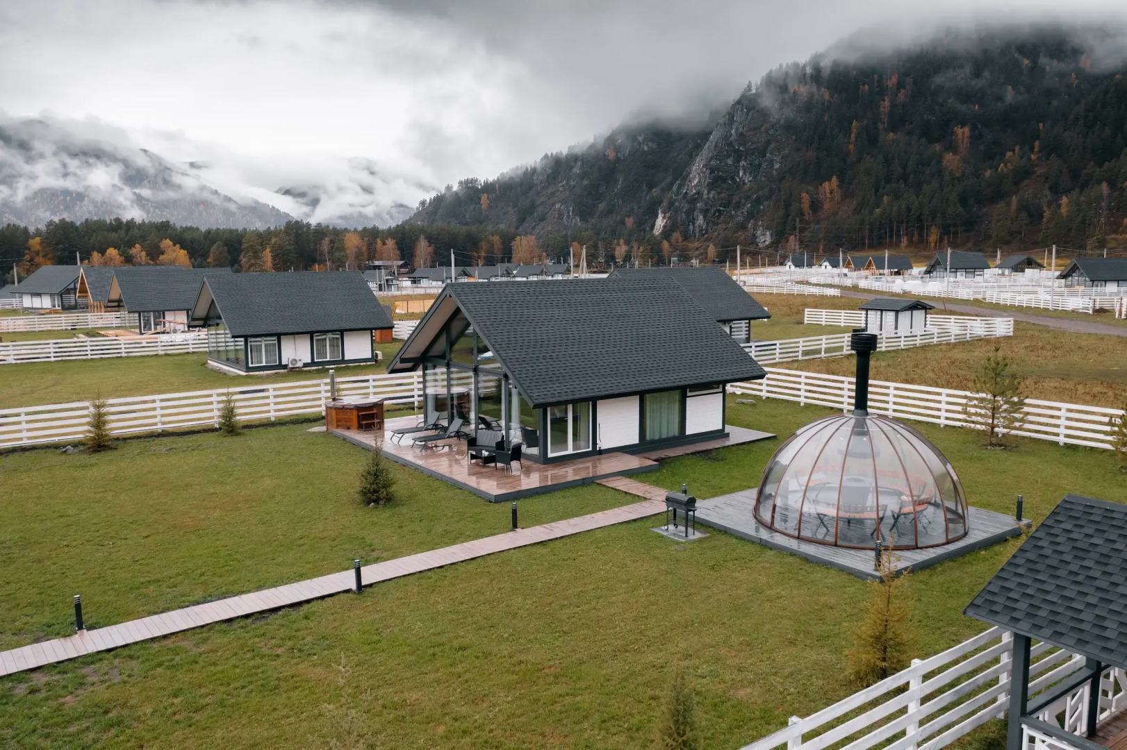 Отель Альпинс Residence