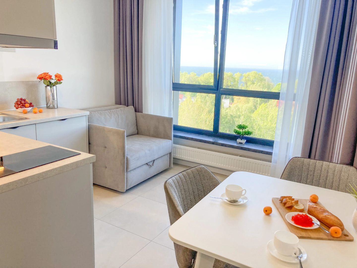 Апартаменты Sun City Apartments 10 с видом на море