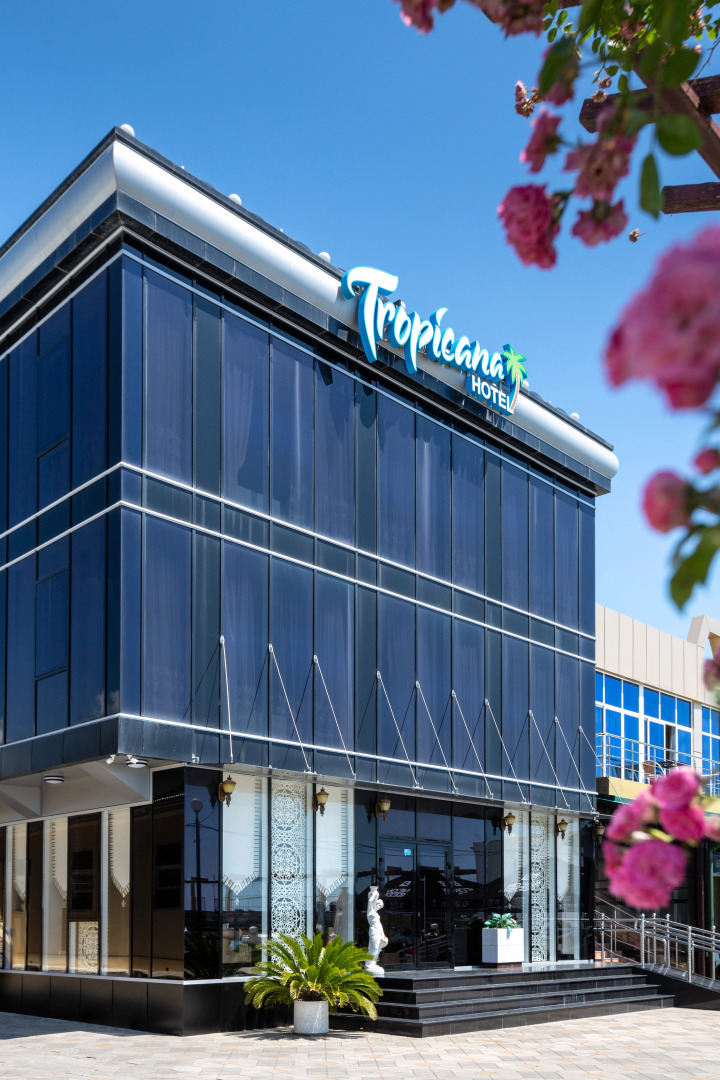 Отель Tropicana