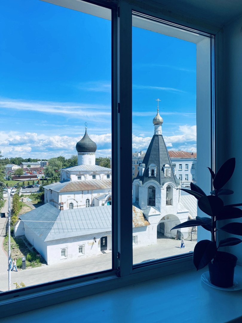 Квартира Двухкомнатная квартира возле Кремля