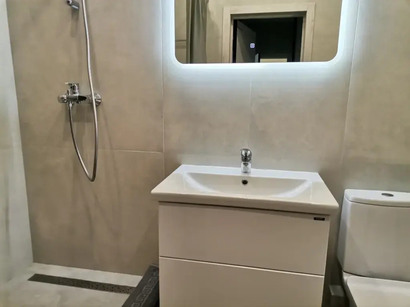 Апартаменты Северное сияние Новгородская 1 (1)