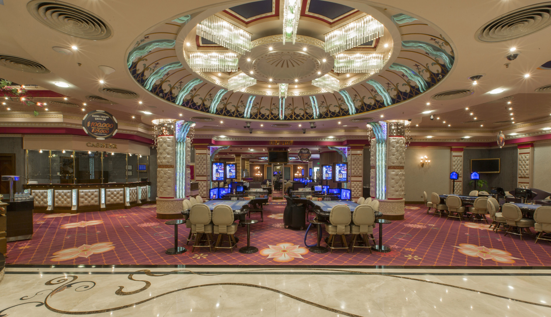 Отель Merit Crystal Cove Casino & SPA
