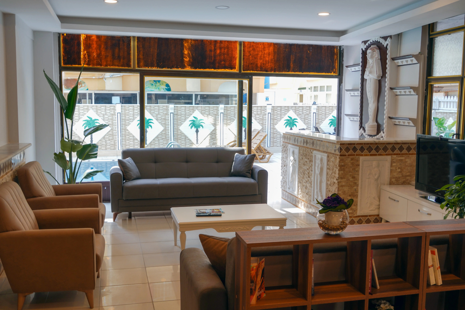 Anna Queen Hotel