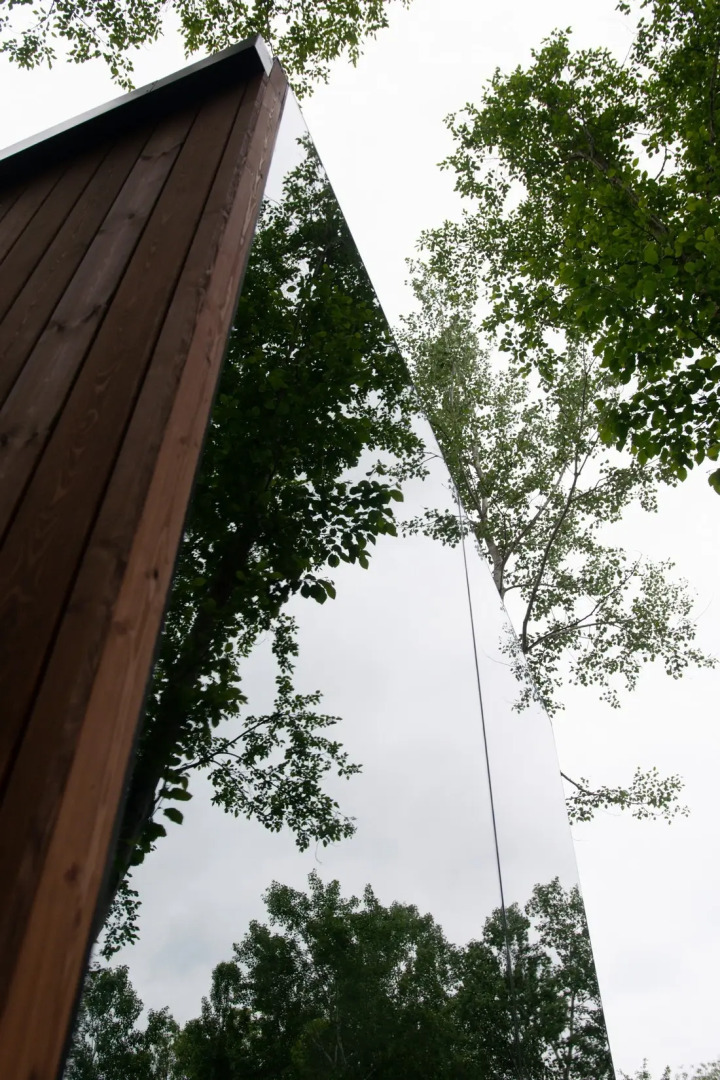 Частный Дом на Берегу Реки с Приватной Террасой и Джакузи