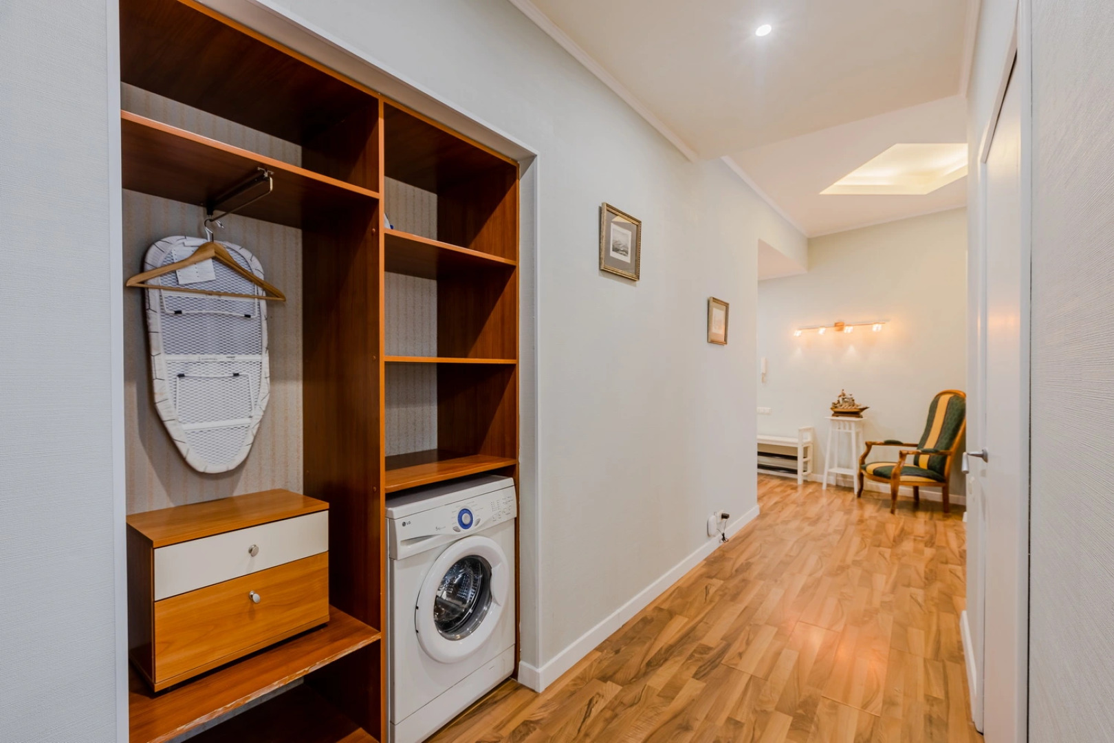 Апартаменты SpbStay с сауной на Невском проспекте 124