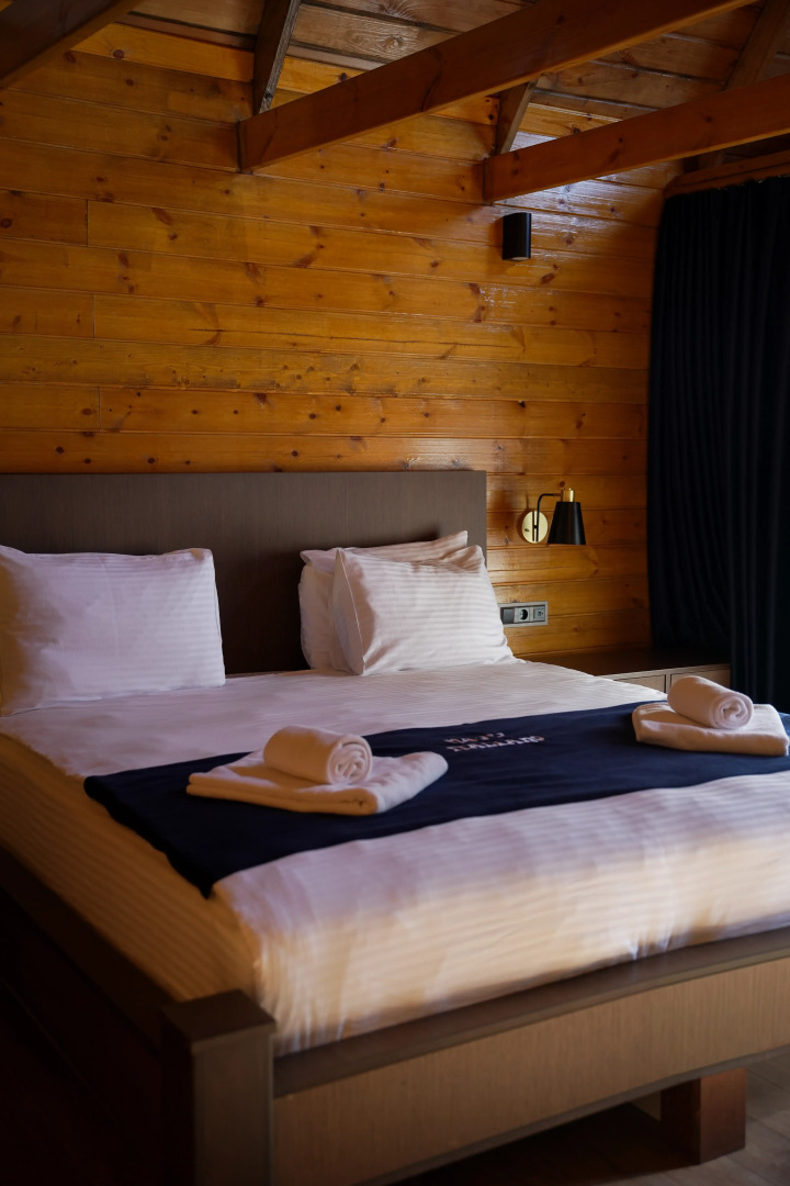 Отель Navy Inn & Bungalows