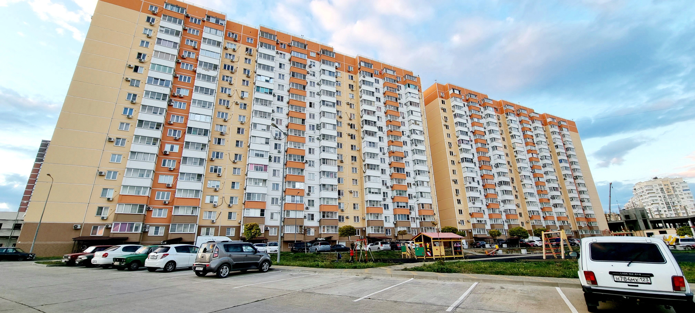 Квартира евродвушка с видом на море