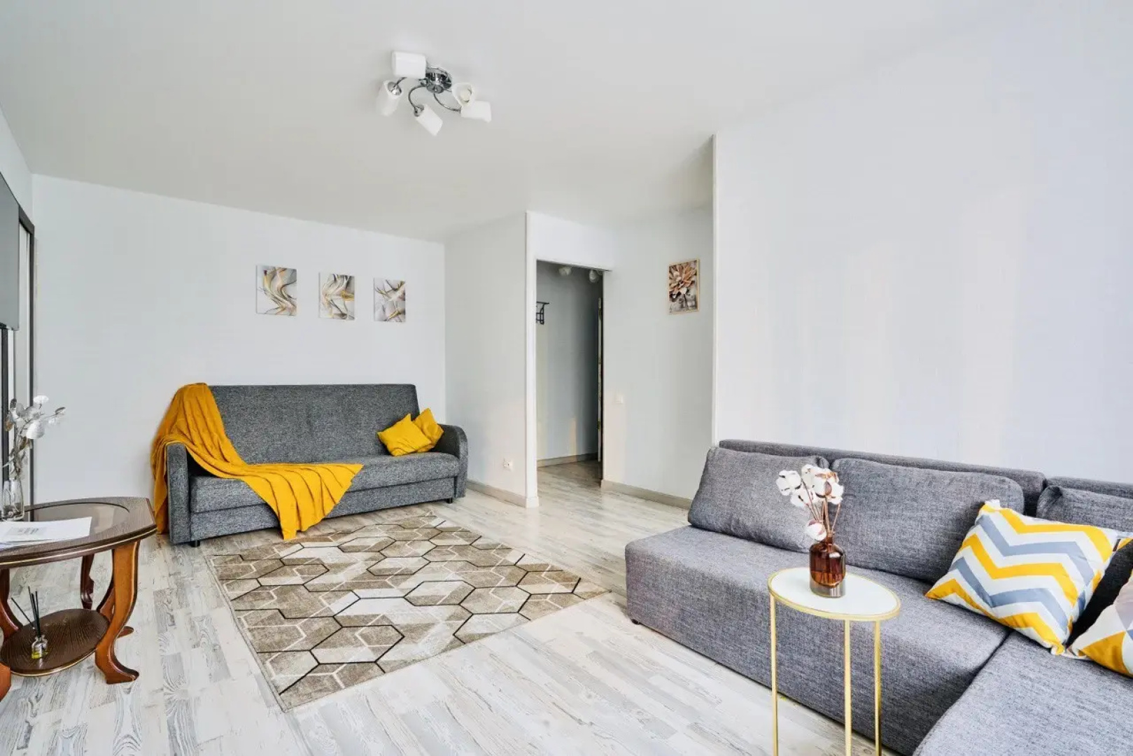 Двухкомнатная квартира Natali apart на 6 человек на метро Нагорная