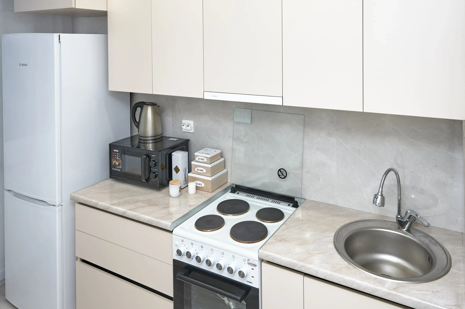 Апартаменты Однокмнатная возле Аэропорта