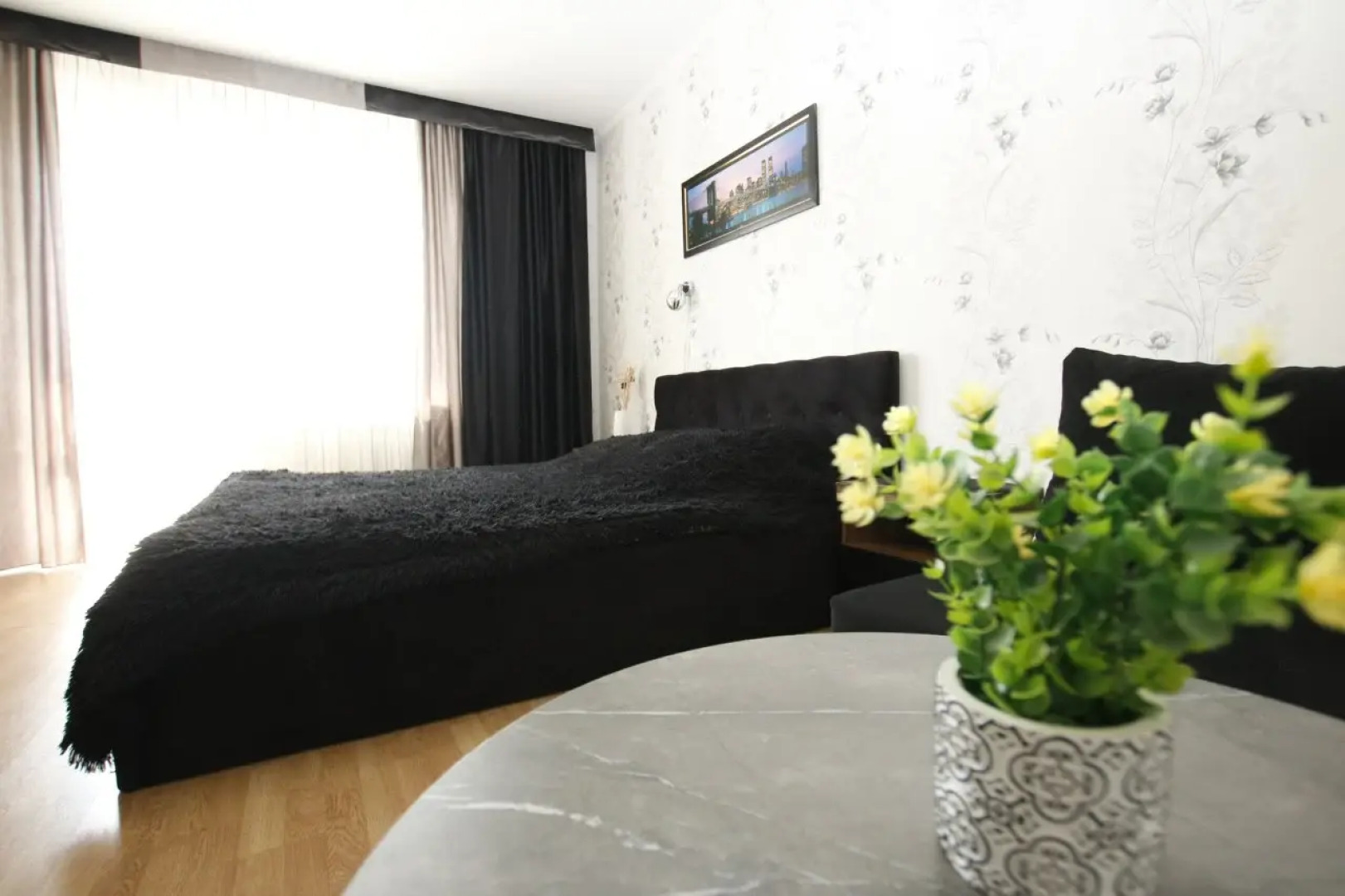 Апартаменты Юлиуса Фучика 9