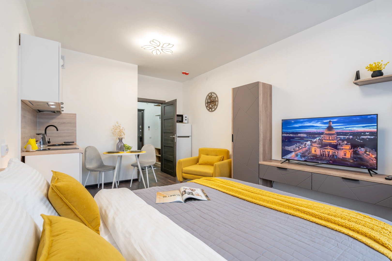 Апартаменты KeysSpb на Фарфоровской St2