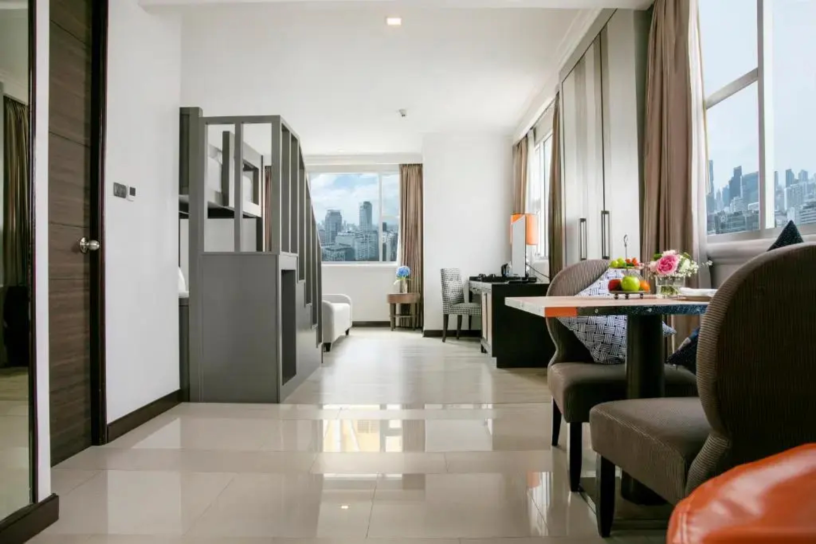 Отель The Berkeley Hotel Pratunam