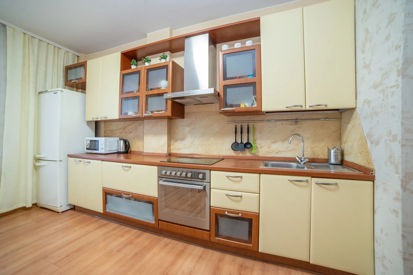 Апартаменты Трехкомнатная в центре