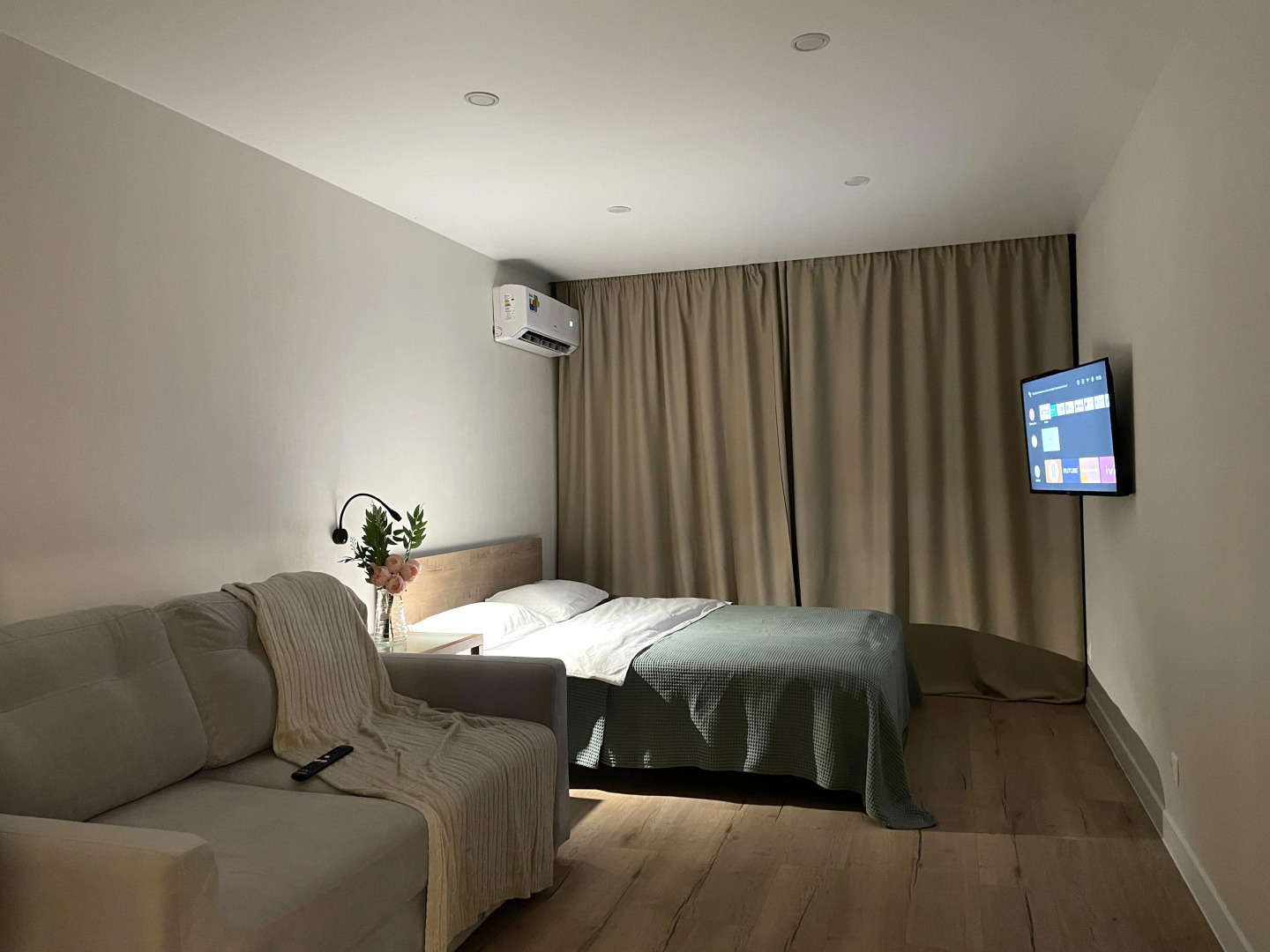 Квартира Цвет Моря Улица Роз 2-Комнатная