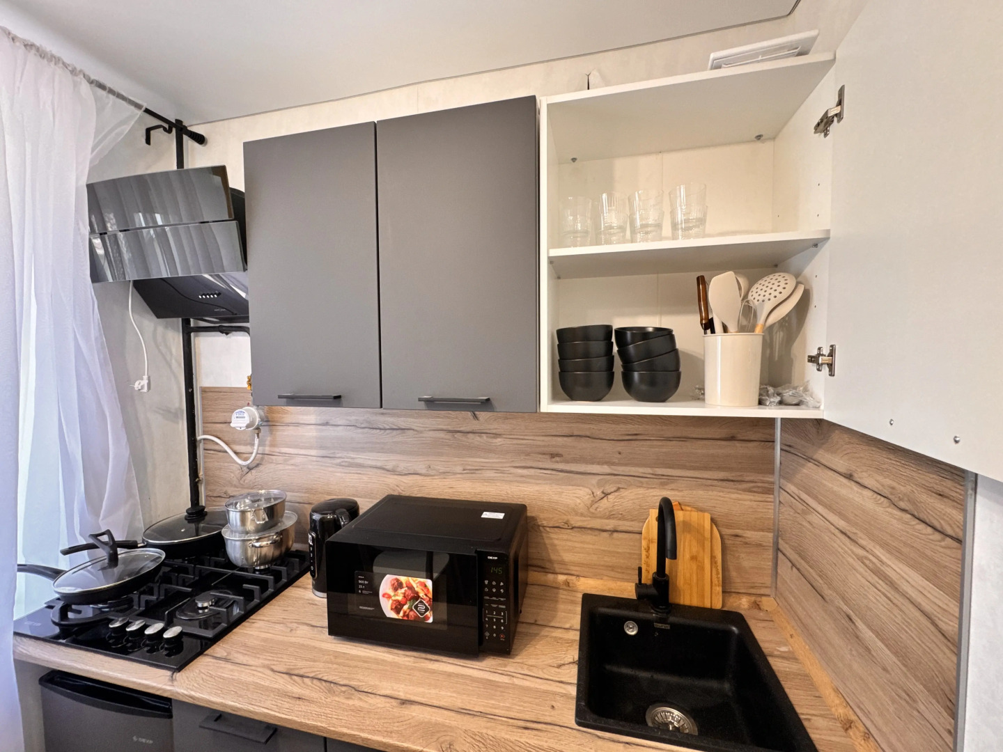 Квартира Уютная Двухкомнатная в Шаге от Исторического Центра для 8 гостей