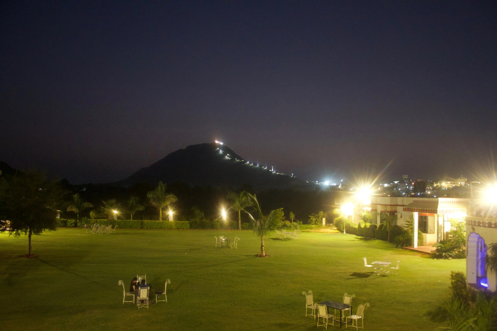 Отель The Country Side Resort