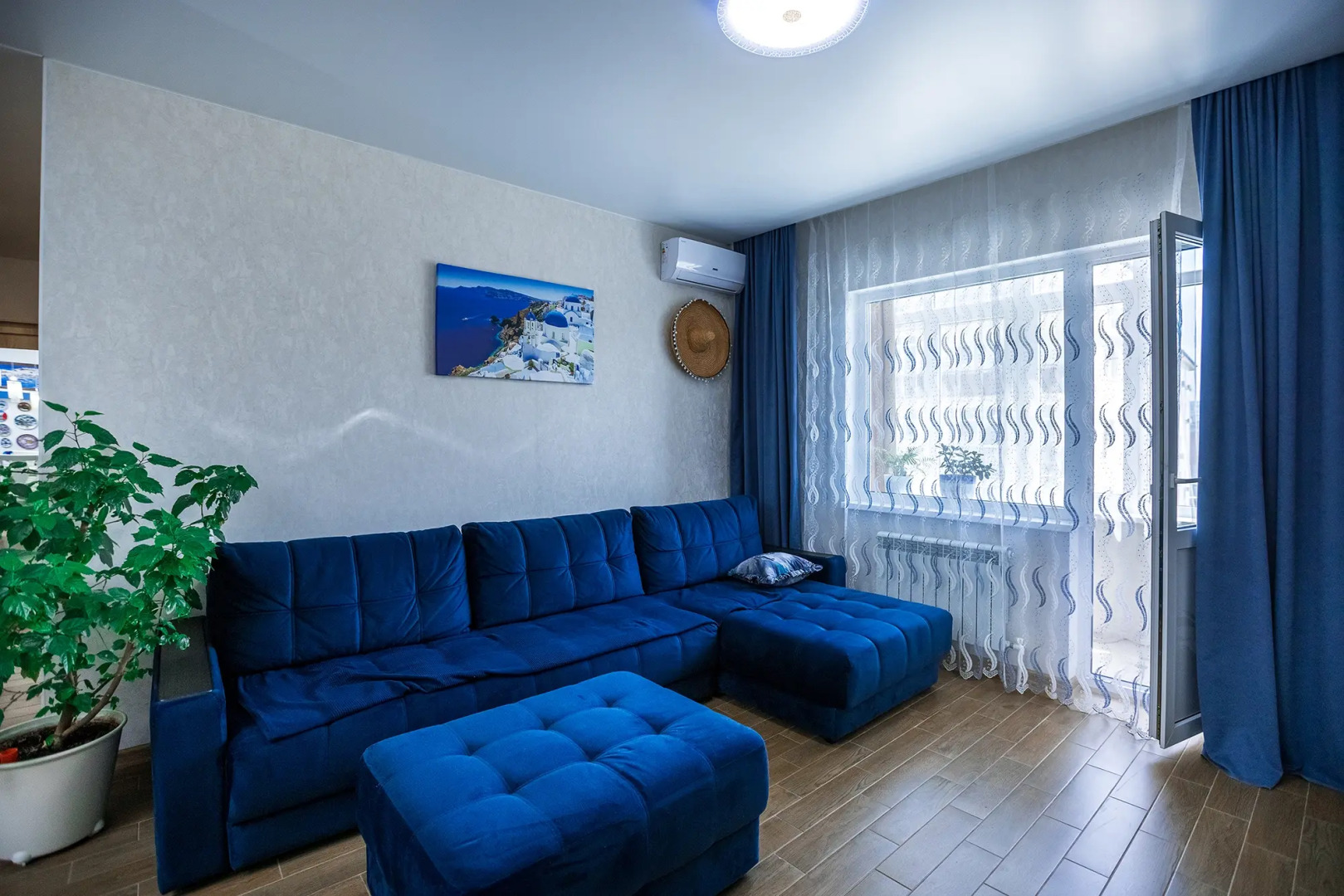 Апартаменты на берегу открытого моря ( Район Толстый мыс )