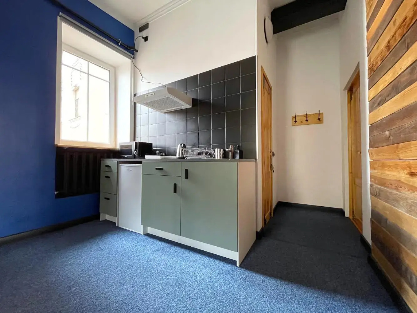 Хостел BookCase Hotel&Hostel