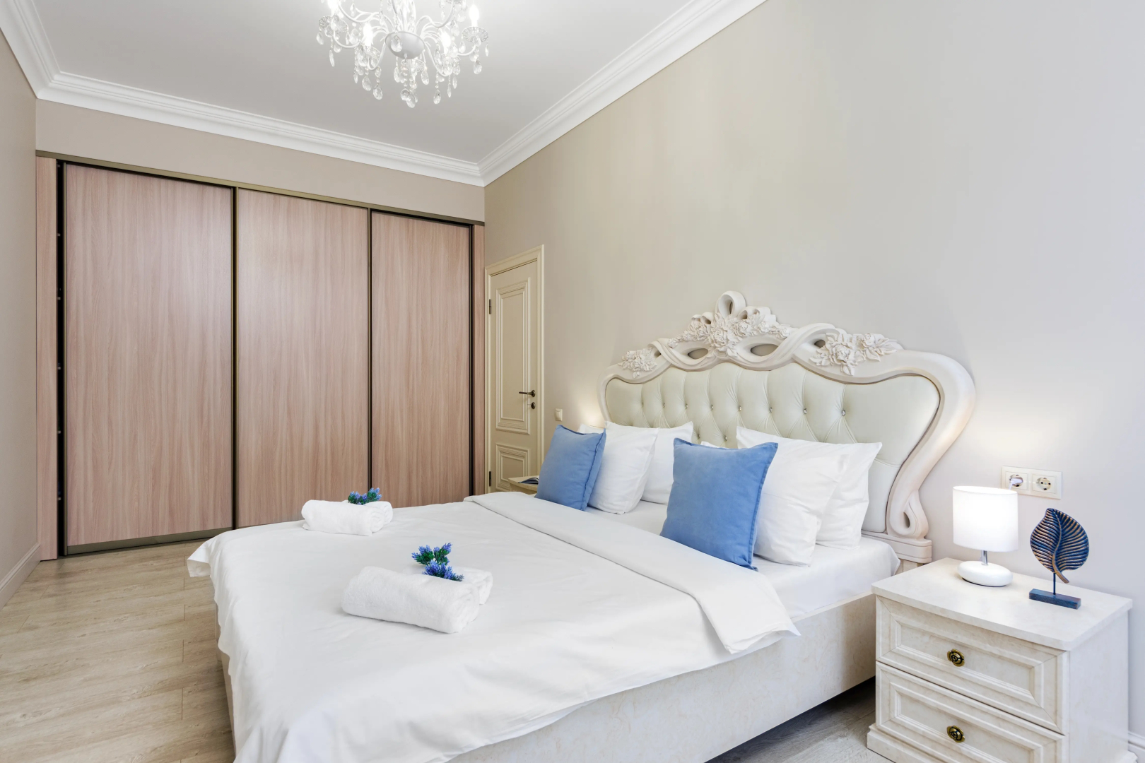 Апартаменты Лилия Ирины Савельевой В самом центре у Каскадной лестницы