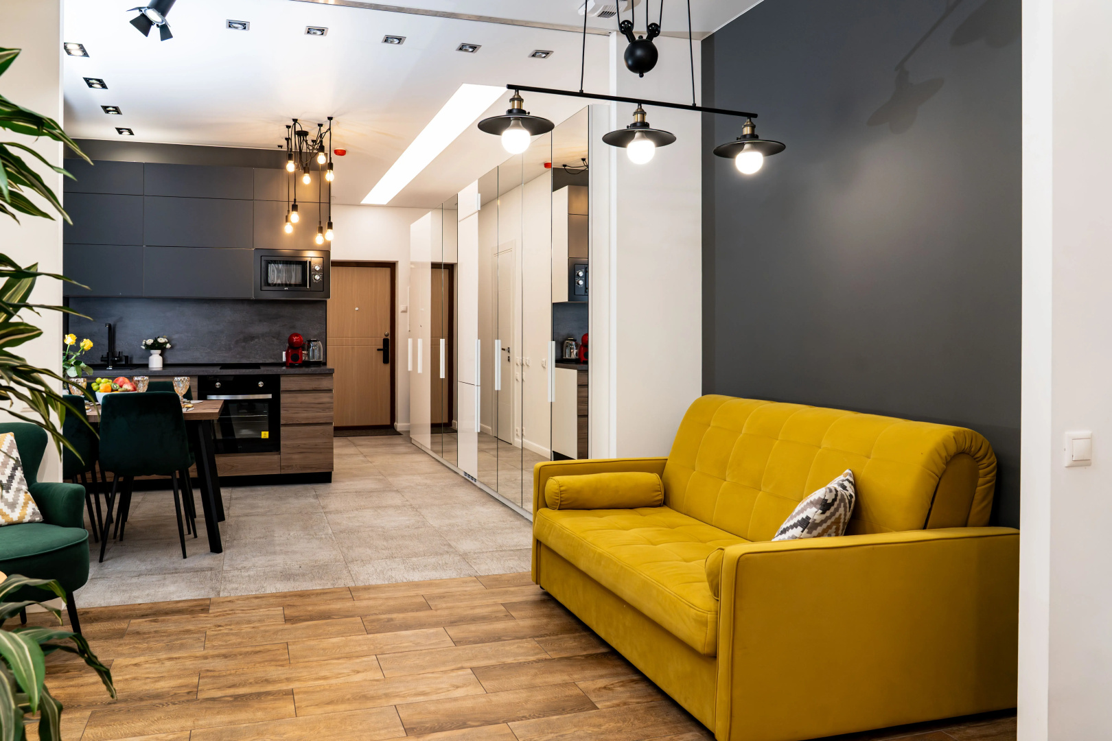 Апартаменты SKY INN Color Gold