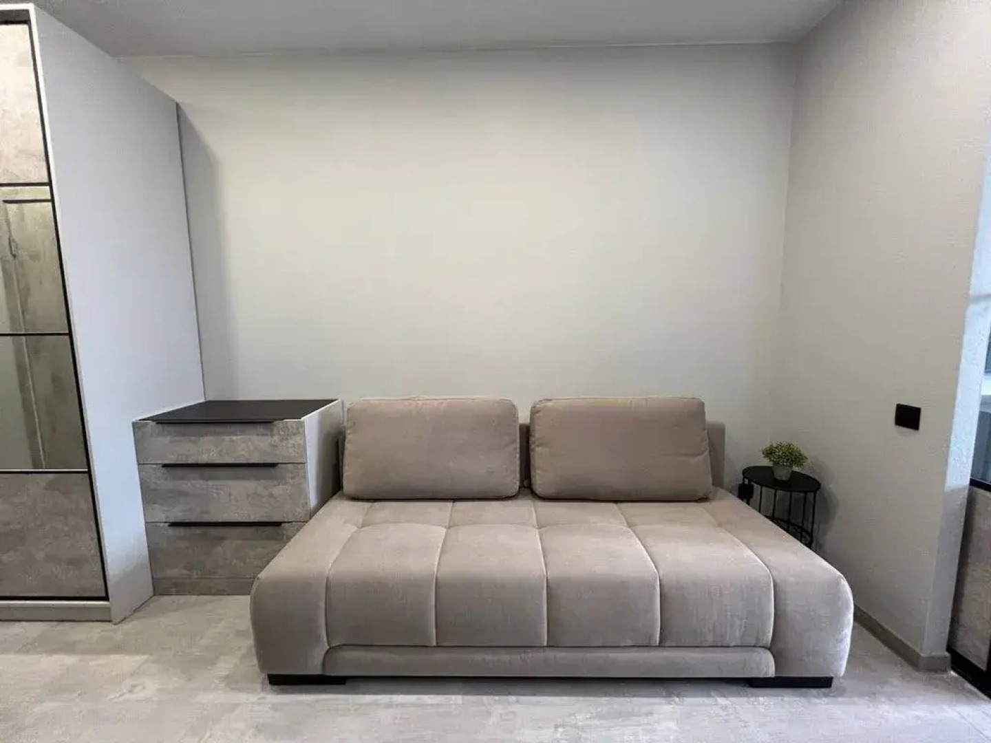 Квартира Дизайнерская Студия Люкс