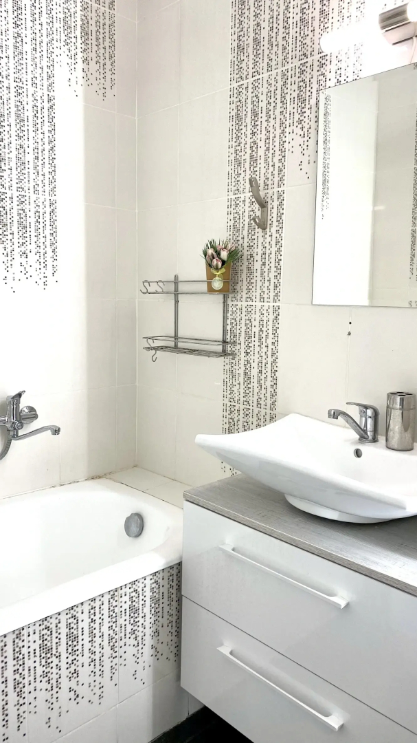 Апартаменты ApartMari Просторная 2-комнатная квартира рядом с Балтийским побережьем