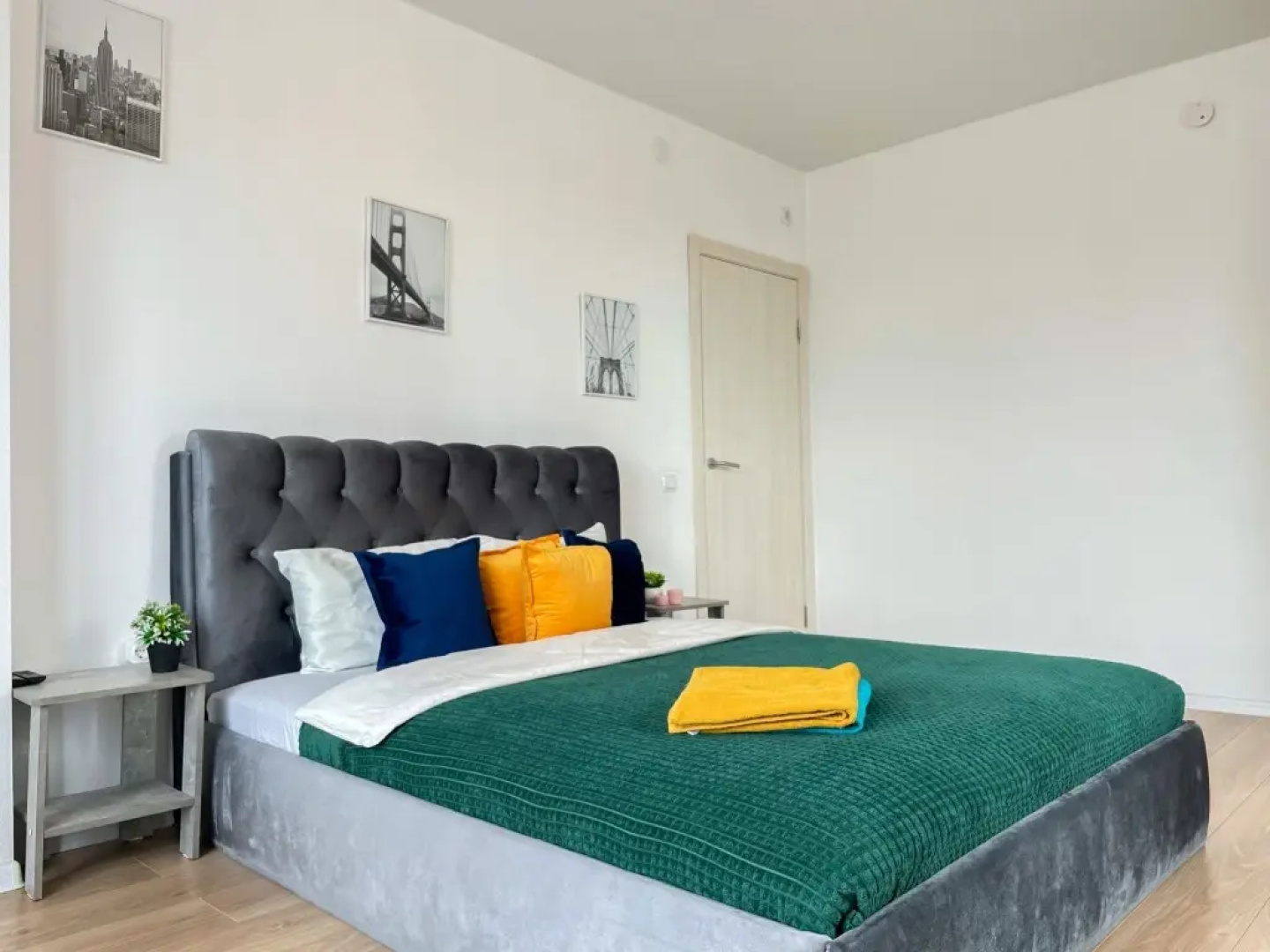 Апартаменты Sunny Days Apartment Оранж Парк 13