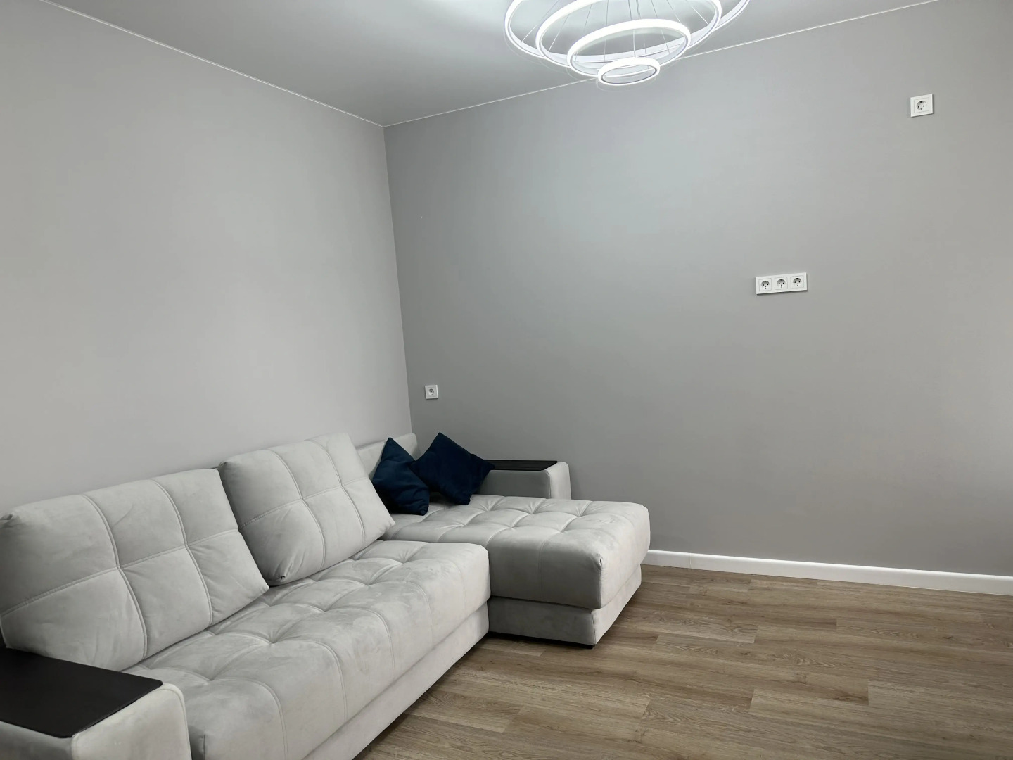 Квартира студия возле Хурула