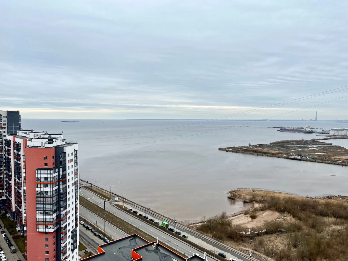 Апартаменты с потрясающим видом на Финский залив с высоты 25 этажа