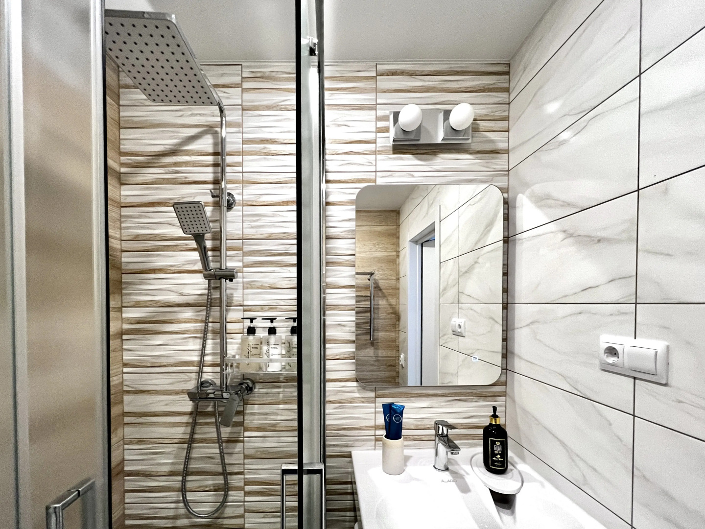 Квартира Стильные апартаменты в центре рядом с областной больницей