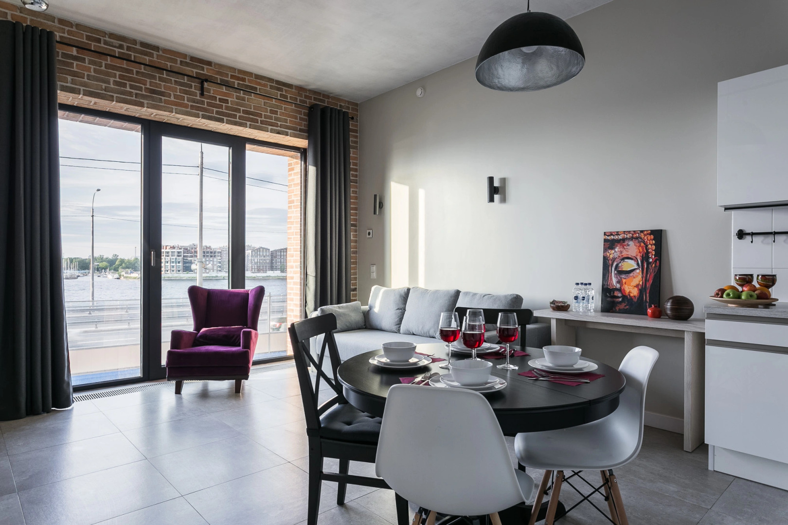 Апартаменты 2ROOMS NEVA VIEW APART in DOCKLANDS