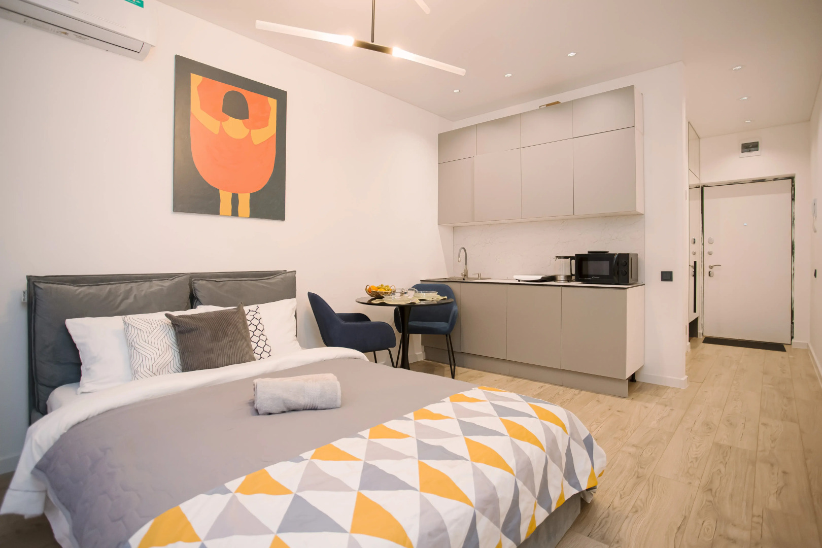 Апартаменты Сердце Ярославля Grey