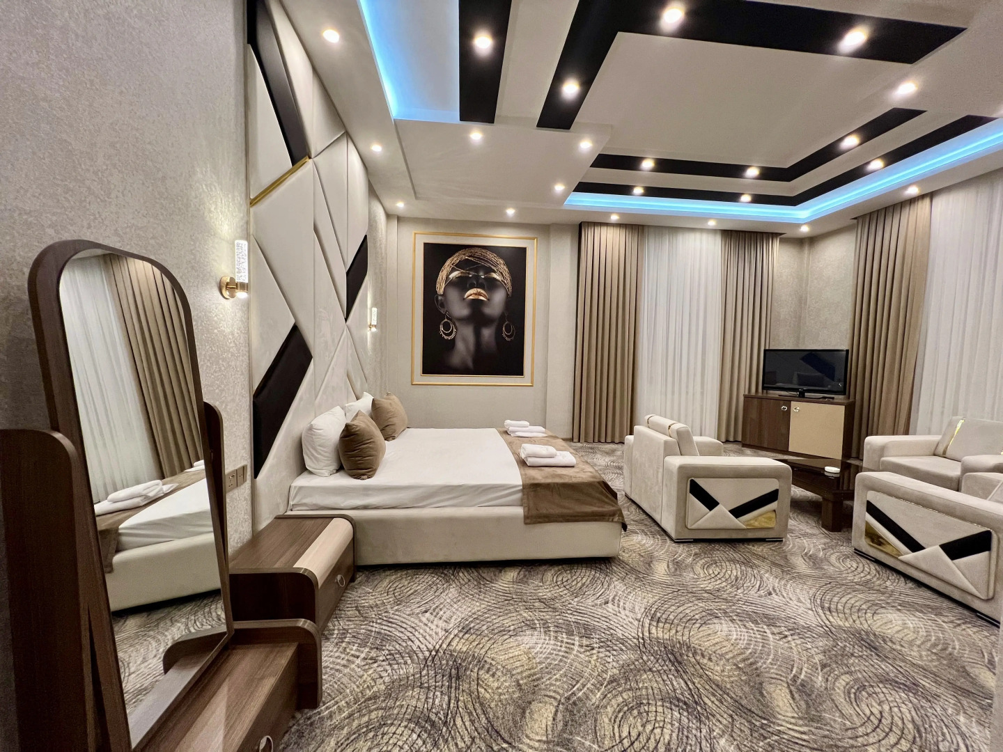 Отель Royal Mansion