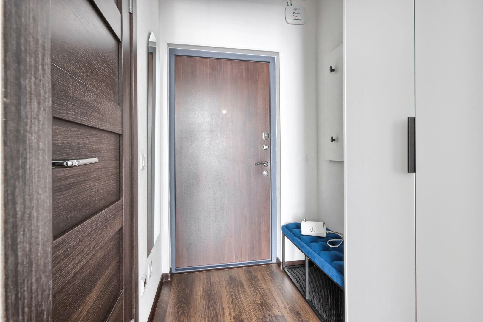 Квартира Пространство Бирюзовый Треугольник