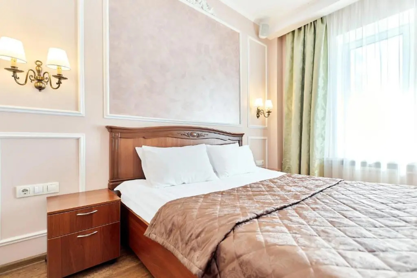 Отель Палантин